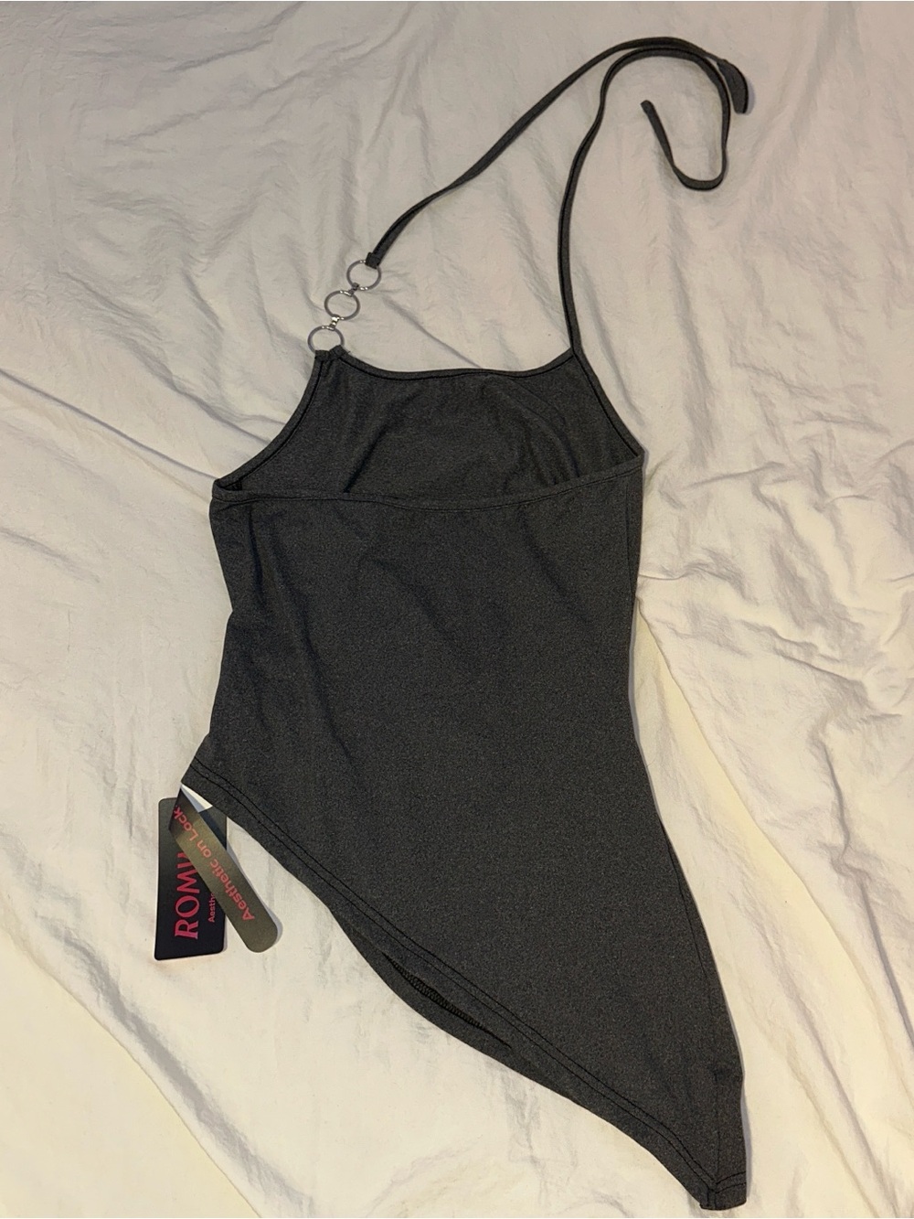 ROMWE Halter Top - Picture 2 of 3